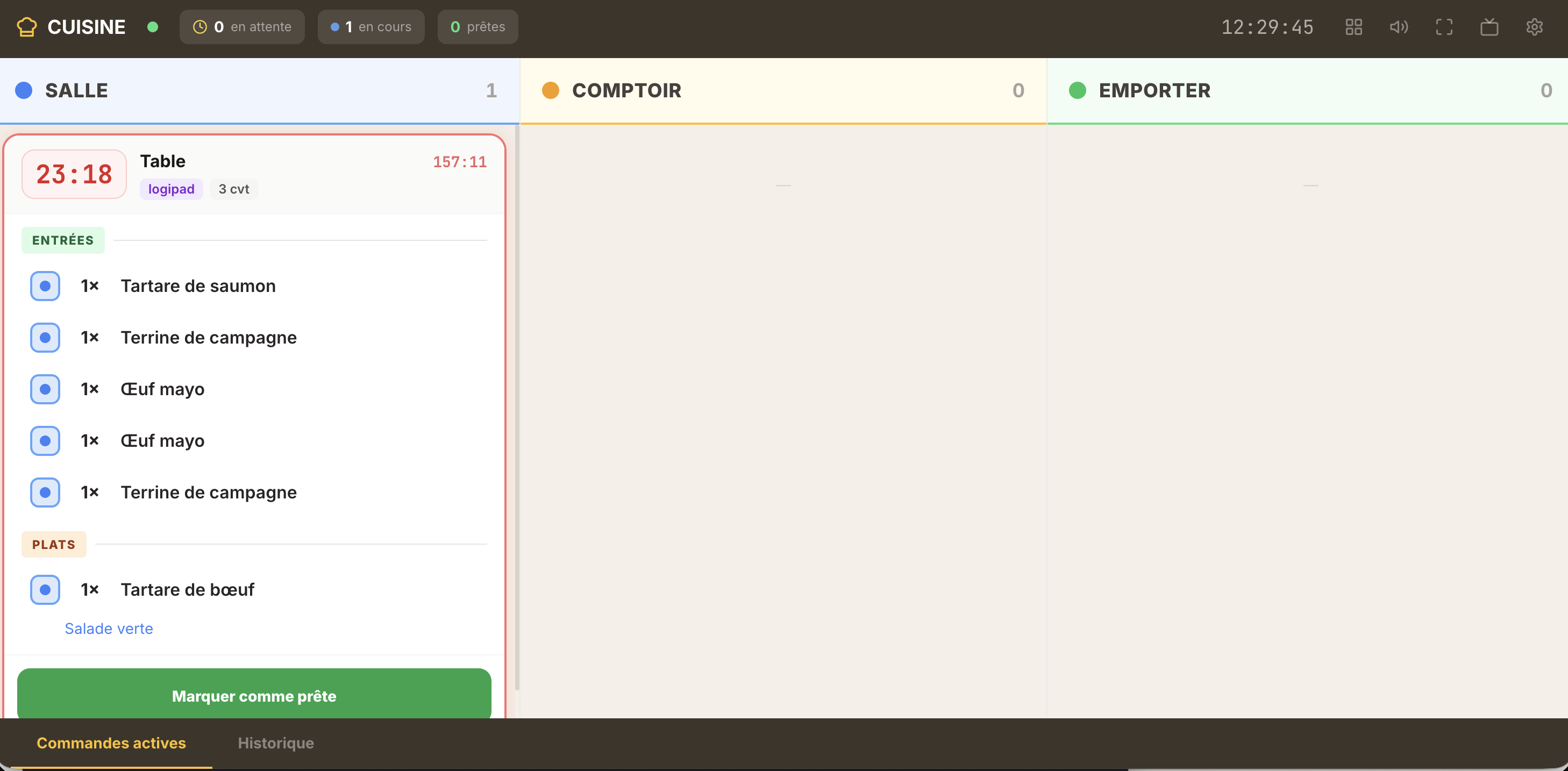 Écran KDS Le Ticket — commandes triées par marque virtuelle pour dark kitchen